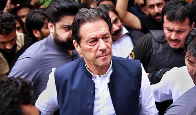 عمران خان کی ضمانت درخواستوں پر سپریم کورٹ کے سوالات، پنجاب حکومت کو نوٹس جاری
